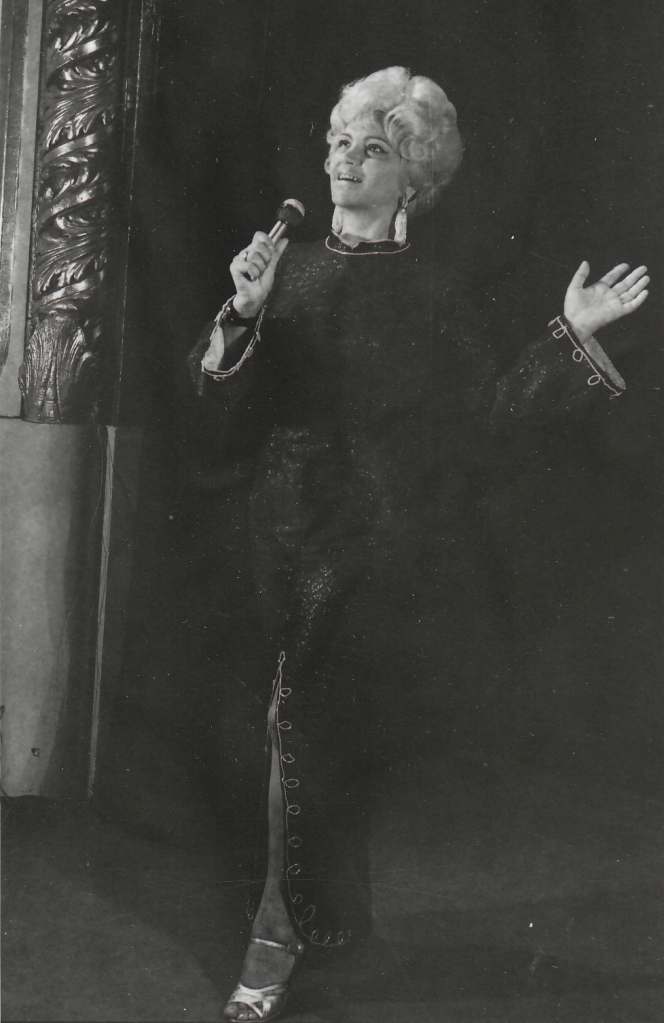 Szeressük egymást felnõttek!